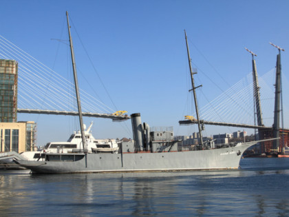 Photo: museums and exhibitions, other places, Memorial Ship Krasny Vympel , Vladivostok