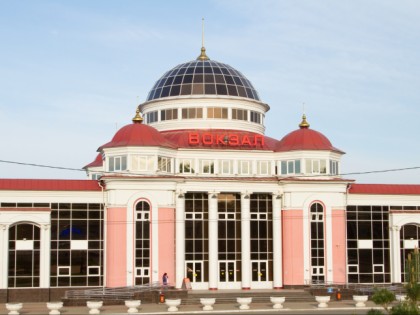 Photo: other places, Railway Station Forecourt, Saransk