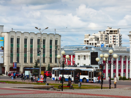 Photo: other places, Theatre Square, Vladimir