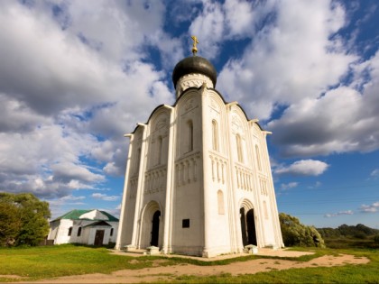 Photo: architectural monuments, temples and places of worship, cathedrals and churches, other places, The Church of the Intercession on the Nerl, Vladimir