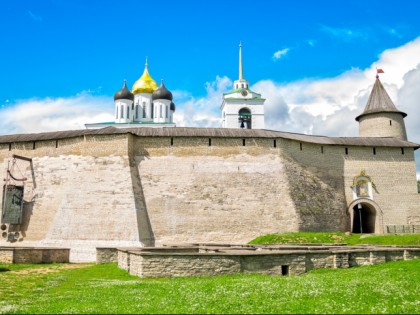 Photo: architectural monuments, museums and exhibitions, other places, Pskov Kremlin, Pskov