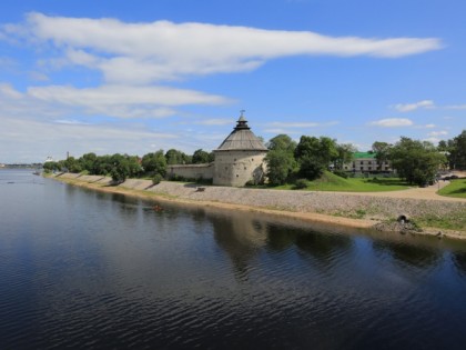 Photo: architectural monuments, castles, fortresses and palaces, Pokrovskaya Tower, Pskov