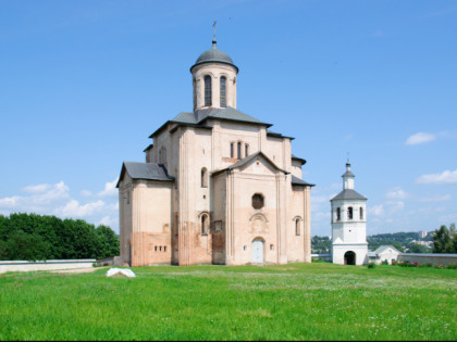 Photo: architectural monuments, temples and places of worship, cathedrals and churches, Church of St. Michael the Archangel, Smolensk