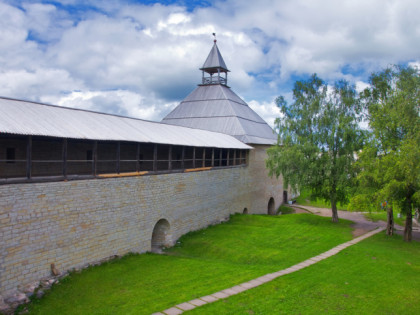 Photo: architectural monuments, museums and exhibitions, castles, fortresses and palaces, Staraya Ladoga Museum Preserve, Staraya Ladoga