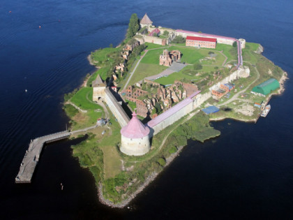 Photo: architectural monuments, castles, fortresses and palaces, other places, Oreshek Fortress, Shlisselburg