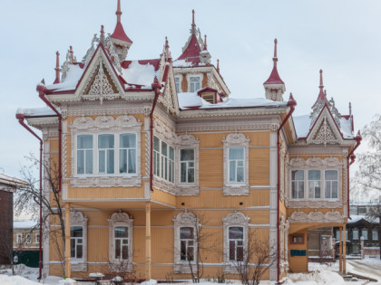 Photo: architectural monuments, House with firebirds, Tomsk