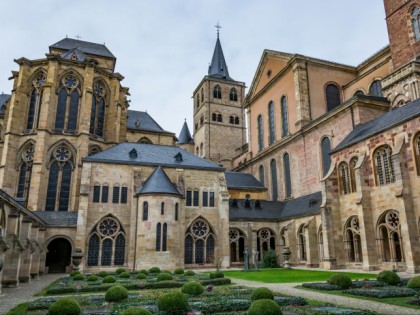 Photo: architectural monuments, Trier’s St. Peter’s Cathedral, Rhineland-Palatinate