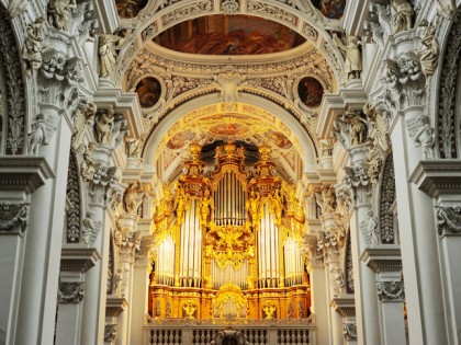 Photo: architectural monuments, St. Steven's Cathedral , Bavaria