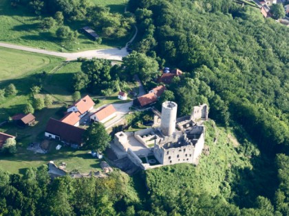 Photo: castles, fortresses and palaces, Ruins of Wolfstein Castle, Bavaria