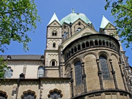 Photo: architectural monuments, St. Quirinus Basilica, North Rhine-Westphalia