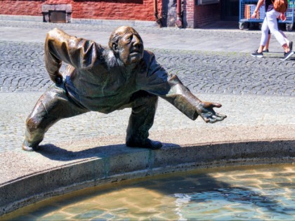 Photo: architectural monuments, other places, Money Fountain - a Popular Meeting Place , North Rhine-Westphalia