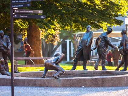 Photo: architectural monuments, other places, Money Fountain - a Popular Meeting Place , North Rhine-Westphalia